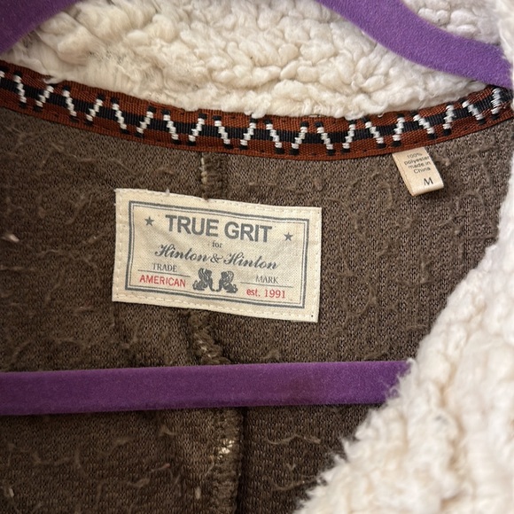 True Grit pullover - Picture 2 of 4